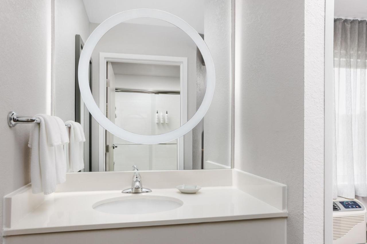 Springhill Suites Providence West Warwick Εξωτερικό φωτογραφία